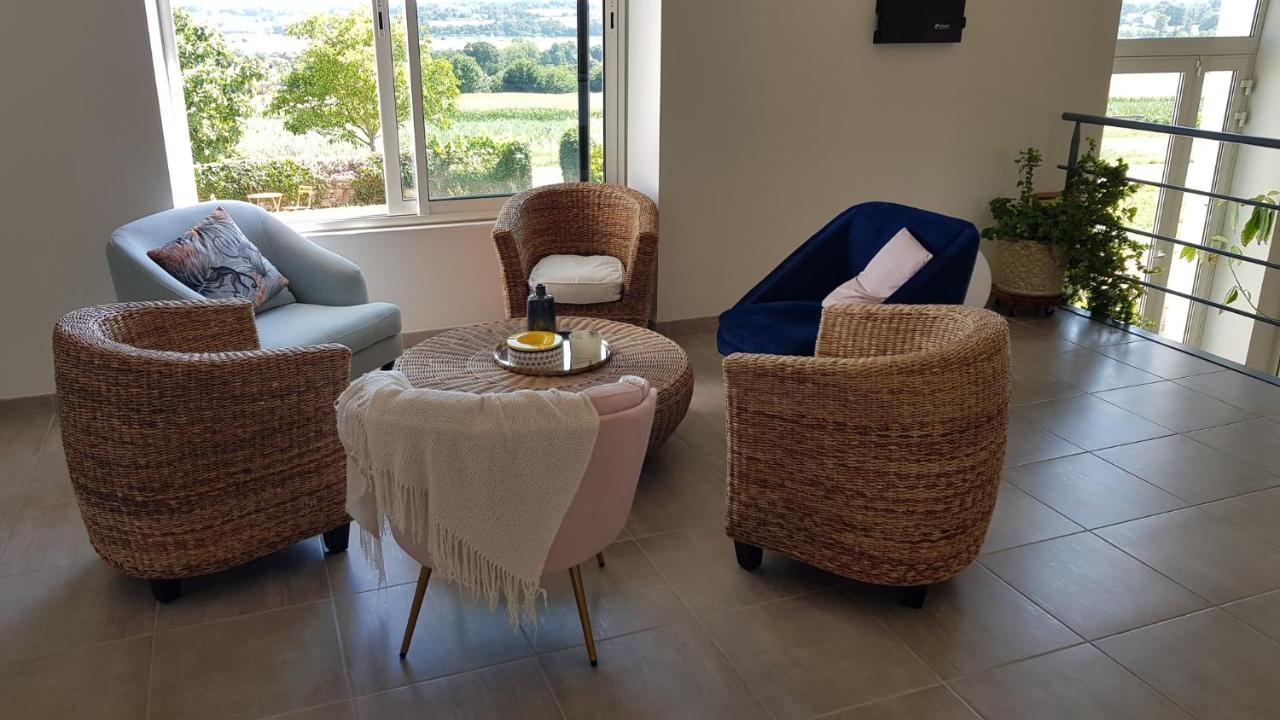 Belle Visnonia B&B Gluten Free & Traditional Béganne Buitenkant foto